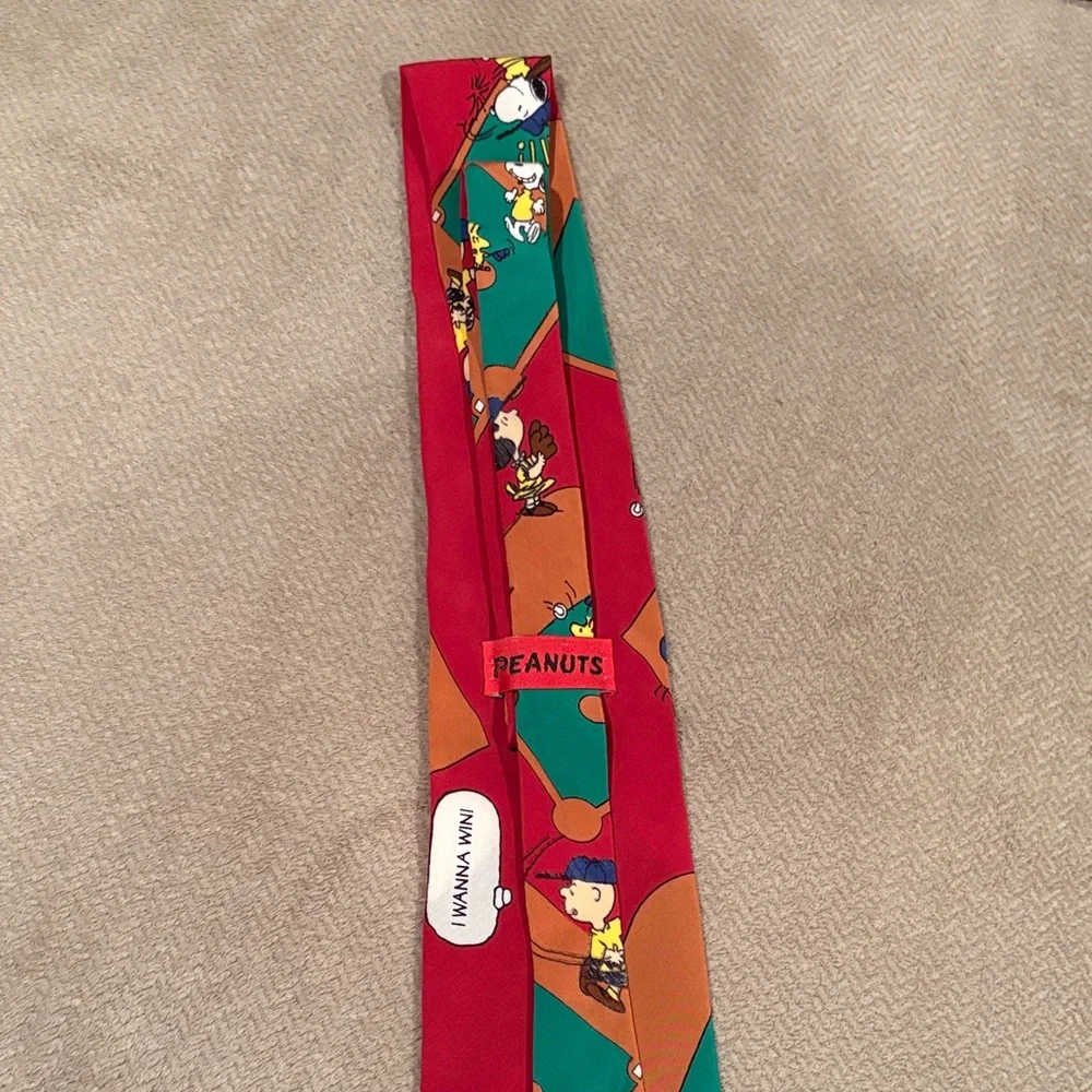 Peanuts Baseball Tie